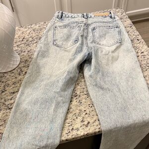 White Fox Boutique Light Wash Boyfriend Jeans